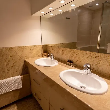 Le « 24th » On Blum Square